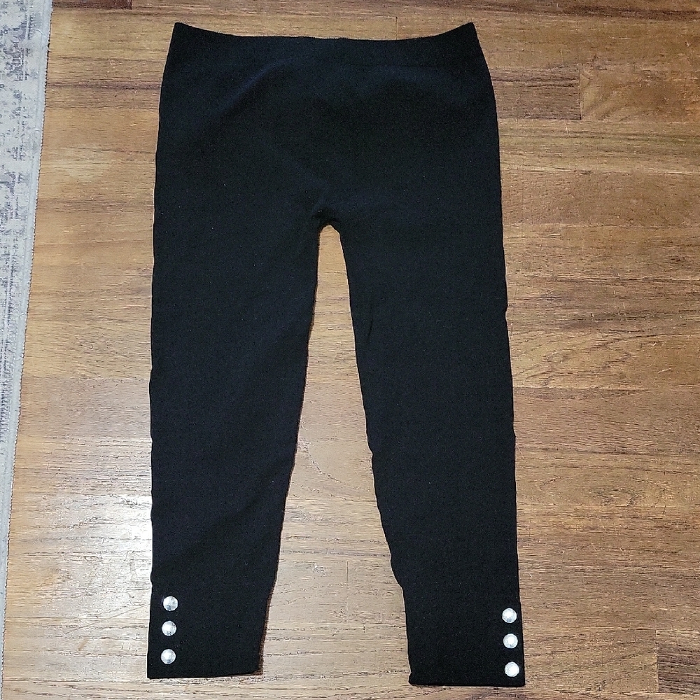 🔵3/$13 Miss Juli Capri Leggings
